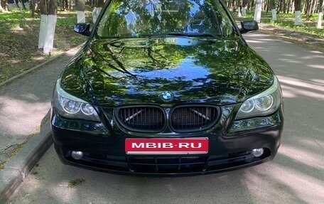 BMW 5 серия, 2004 год, 850 000 рублей, 26 фотография