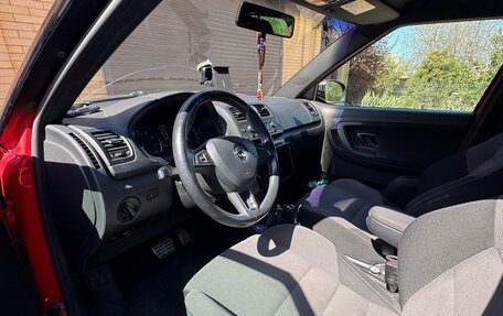 Skoda Fabia II, 2014 год, 1 100 000 рублей, 6 фотография