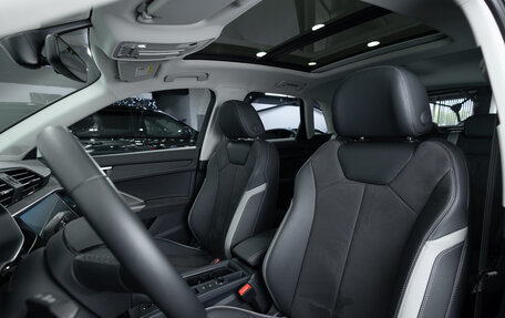 Audi Q3, 2023 год, 4 090 000 рублей, 10 фотография