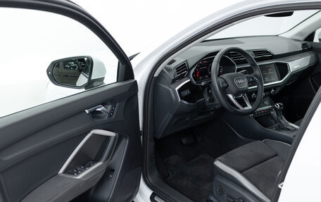 Audi Q3, 2023 год, 4 090 000 рублей, 7 фотография