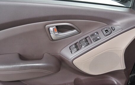 Hyundai ix35 I рестайлинг, 2011 год, 1 200 000 рублей, 10 фотография
