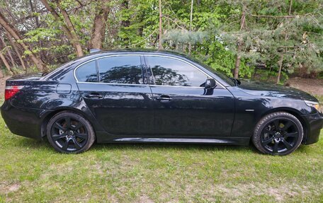 BMW 5 серия, 2007 год, 2 150 000 рублей, 3 фотография