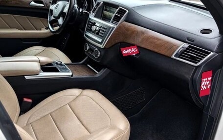 Mercedes-Benz GL-Класс, 2014 год, 3 300 000 рублей, 10 фотография