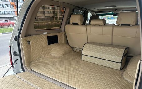 Toyota Land Cruiser 100 рестайлинг 2, 1998 год, 1 850 000 рублей, 7 фотография