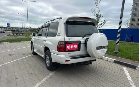 Toyota Land Cruiser 100 рестайлинг 2, 1998 год, 1 850 000 рублей, 5 фотография