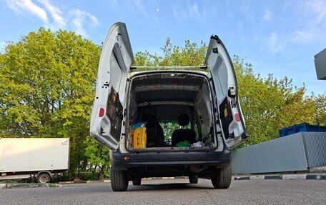 Renault Kangoo II рестайлинг, 2012 год, 590 000 рублей, 10 фотография