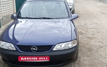 Opel Vectra B рестайлинг, 1997 год, 220 000 рублей, 6 фотография
