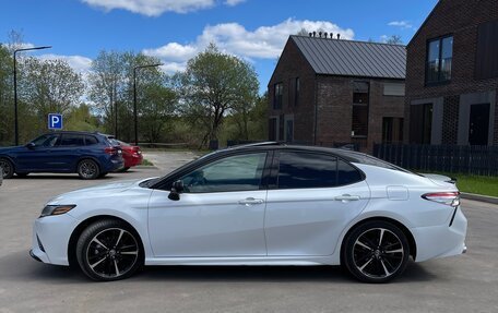 Toyota Camry, 2019 год, 2 534 343 рублей, 4 фотография
