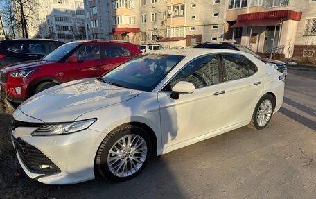 Toyota Camry, 2018 год, 3 150 000 рублей, 4 фотография