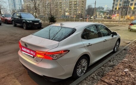 Toyota Camry, 2018 год, 3 150 000 рублей, 7 фотография