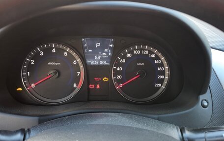 Hyundai Solaris II рестайлинг, 2011 год, 665 000 рублей, 6 фотография