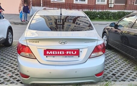 Hyundai Solaris II рестайлинг, 2011 год, 665 000 рублей, 4 фотография