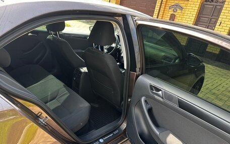Volkswagen Jetta VI, 2012 год, 920 000 рублей, 8 фотография