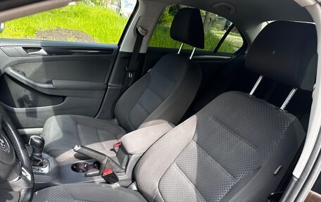 Volkswagen Jetta VI, 2012 год, 920 000 рублей, 10 фотография