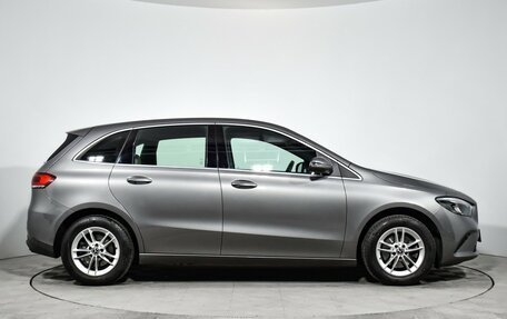 Mercedes-Benz B-Класс, 2019 год, 2 599 000 рублей, 4 фотография