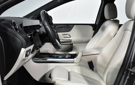 Mercedes-Benz B-Класс, 2019 год, 2 599 000 рублей, 10 фотография