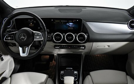 Mercedes-Benz B-Класс, 2019 год, 2 599 000 рублей, 14 фотография