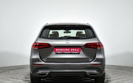 Mercedes-Benz B-Класс, 2019 год, 2 599 000 рублей, 6 фотография