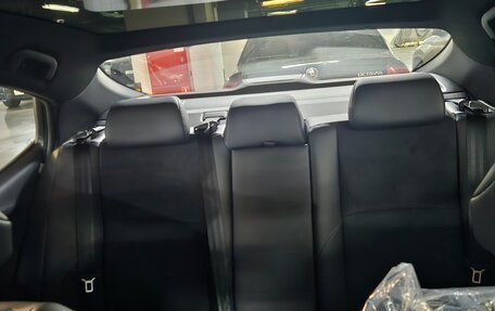 Toyota Camry, 2024 год, 3 990 000 рублей, 13 фотография