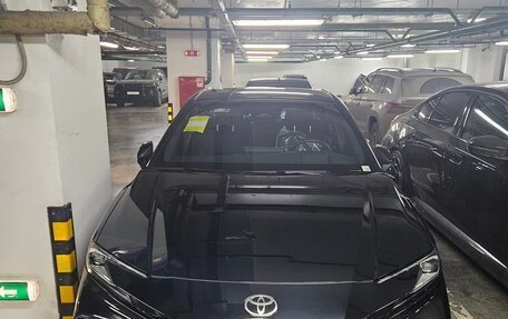 Toyota Camry, 2024 год, 3 990 000 рублей, 2 фотография