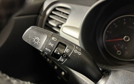 KIA Rio IV, 2018 год, 1 290 000 рублей, 10 фотография
