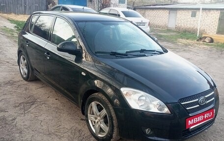 KIA cee'd I рестайлинг, 2009 год, 650 000 рублей, 2 фотография