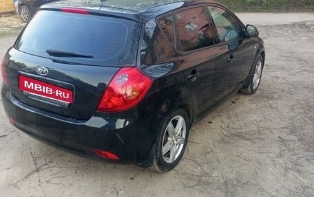 KIA cee'd I рестайлинг, 2009 год, 650 000 рублей, 3 фотография