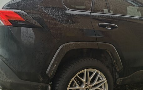 Toyota RAV4, 2021 год, 3 900 000 рублей, 15 фотография