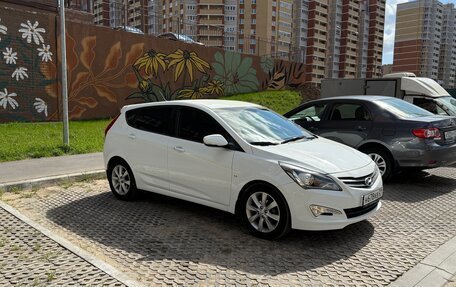 Hyundai Solaris II рестайлинг, 2015 год, 1 500 000 рублей, 3 фотография