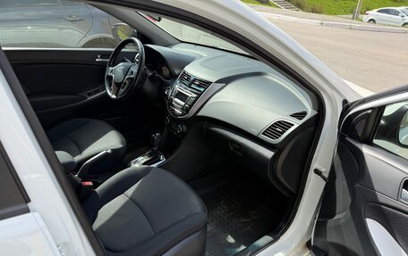 Hyundai Solaris II рестайлинг, 2015 год, 1 500 000 рублей, 22 фотография