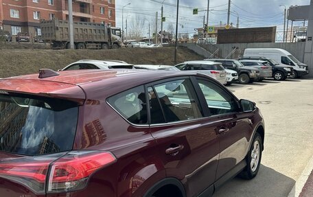 Toyota RAV4, 2017 год, 2 300 000 рублей, 6 фотография