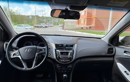 Hyundai Solaris II рестайлинг, 2015 год, 1 500 000 рублей, 19 фотография