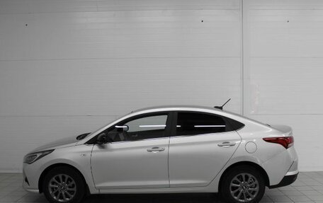 Hyundai Solaris II рестайлинг, 2022 год, 1 770 000 рублей, 10 фотография