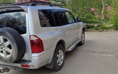 Mitsubishi Pajero III рестайлинг, 2001 год, 680 000 рублей, 5 фотография