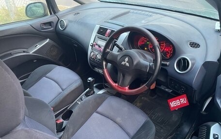 Mitsubishi Colt VI рестайлинг, 2005 год, 200 000 рублей, 8 фотография