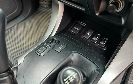 Toyota Land Cruiser Prado 120 рестайлинг, 2008 год, 2 050 000 рублей, 16 фотография