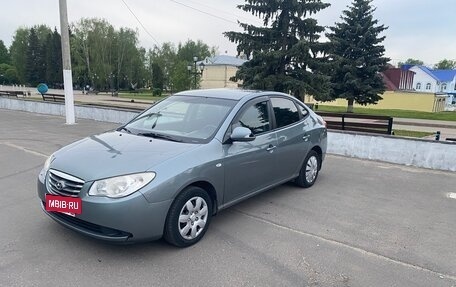 Hyundai Elantra IV, 2010 год, 610 000 рублей, 3 фотография