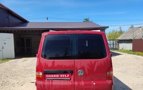 Volkswagen Transporter T5 рестайлинг, 2006 год, 800 000 рублей, 3 фотография