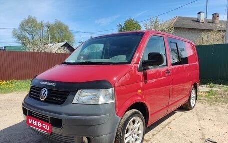 Volkswagen Transporter T5 рестайлинг, 2006 год, 800 000 рублей, 4 фотография