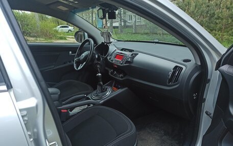 KIA Sportage III, 2010 год, 1 050 000 рублей, 7 фотография