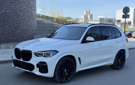 BMW X5, 2023 год, 13 000 000 рублей, 2 фотография