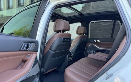 BMW X5, 2023 год, 13 000 000 рублей, 18 фотография