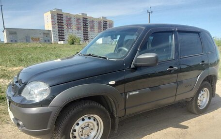 Chevrolet Niva I рестайлинг, 2016 год, 950 000 рублей, 5 фотография