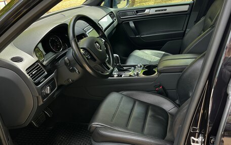 Volkswagen Touareg III, 2018 год, 3 600 000 рублей, 10 фотография