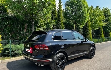 Volkswagen Touareg III, 2018 год, 3 600 000 рублей, 4 фотография