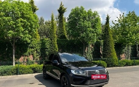 Volkswagen Touareg III, 2018 год, 3 600 000 рублей, 2 фотография