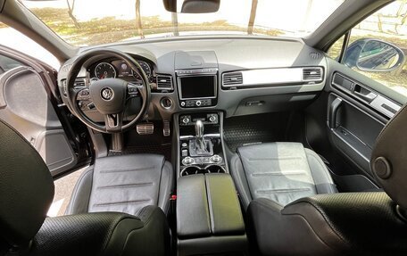 Volkswagen Touareg III, 2018 год, 3 600 000 рублей, 14 фотография