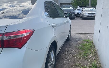 Toyota Corolla, 2013 год, 1 350 000 рублей, 5 фотография