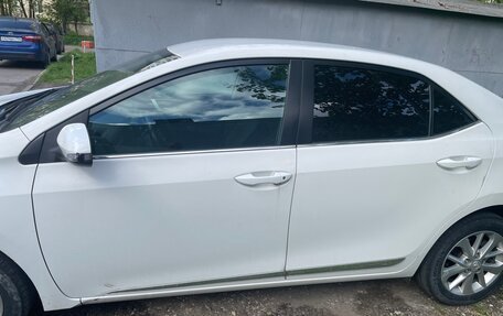 Toyota Corolla, 2013 год, 1 350 000 рублей, 6 фотография