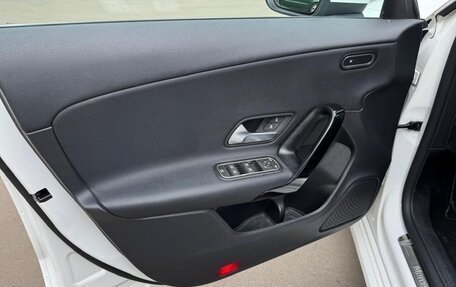 Mercedes-Benz CLA, 2020 год, 2 800 000 рублей, 15 фотография